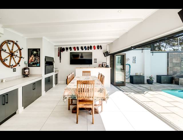 5 BEDROOM FREESTANDING FOR SALE IN VALMARY PARK